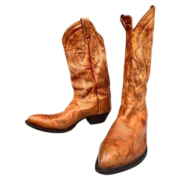 Tony Lama | Shoes | Tony Lama Distressed Tan Cowboy Boots  display picture 3